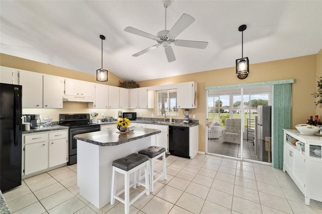 5245 NW 21ST LOOP, Ocala, FL 34482