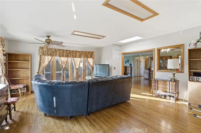 6442 E Pageantry, Long Beach, CA 90808