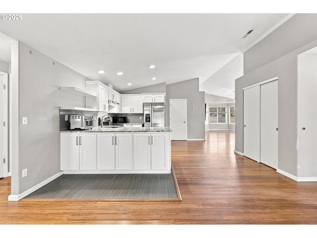 6476 Se 33RD Way, Gresham, OR 97080