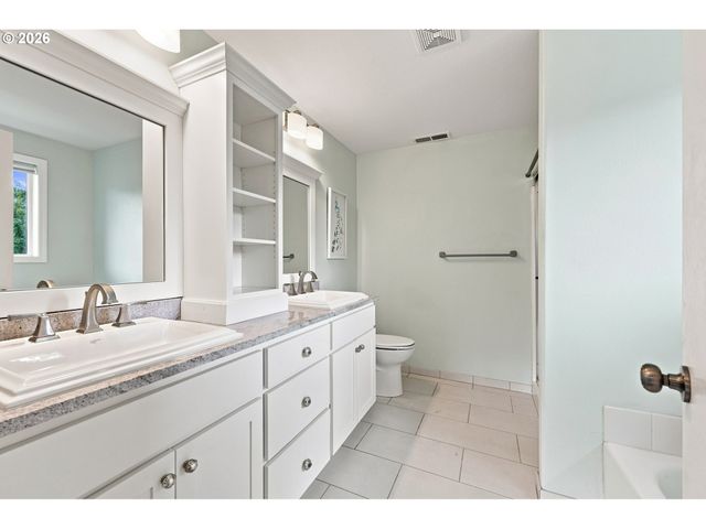 6476 Se 33RD Way, Gresham, OR 97080