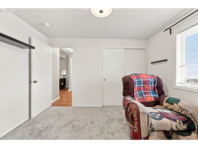 6476 Se 33RD Way, Gresham, OR 97080