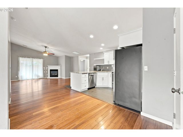6476 Se 33RD Way, Gresham, OR 97080