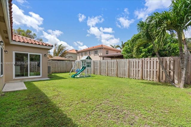 1740 NE 36th Ave, Homestead, FL 33033