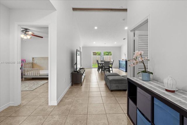 1740 NE 36th Ave, Homestead, FL 33033