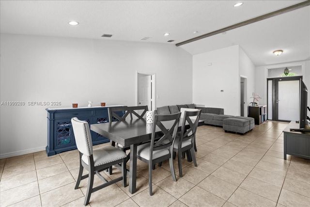 1740 NE 36th Ave, Homestead, FL 33033