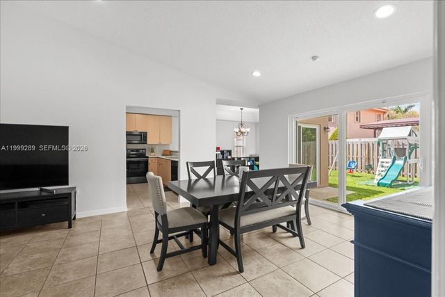 1740 NE 36th Ave, Homestead, FL 33033