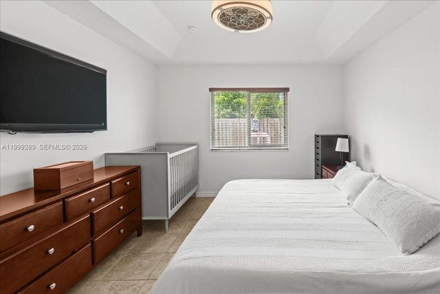 1740 NE 36th Ave, Homestead, FL 33033