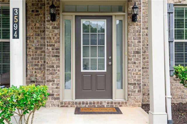 3594 Hideaway Lane, Loganville, GA 30052