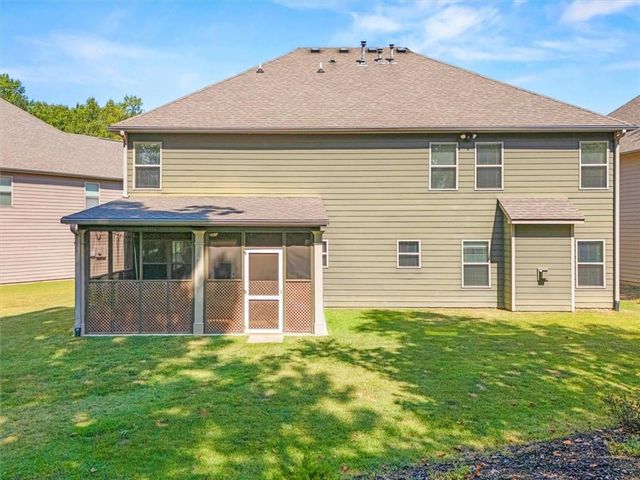 3594 Hideaway Lane, Loganville, GA 30052