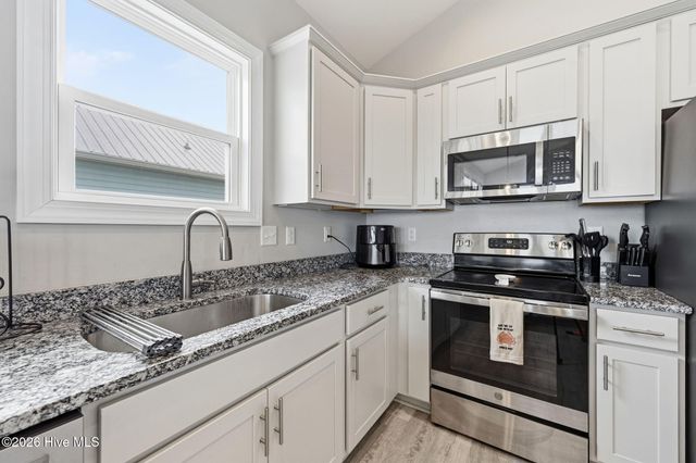 124 Sea Gull Lane, Sneads Ferry, NC 28460
