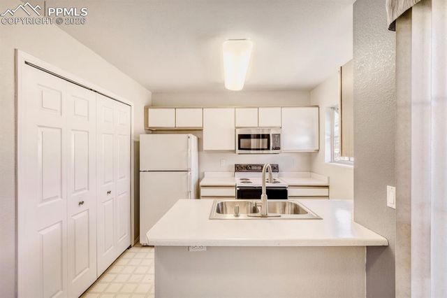 6269 Colony Circle, Colorado Springs, CO 80919