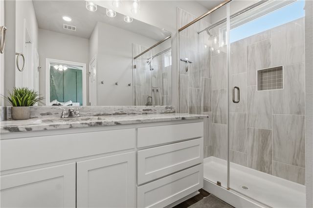 2420 Lightfoot Lane, Bryan, TX 77803