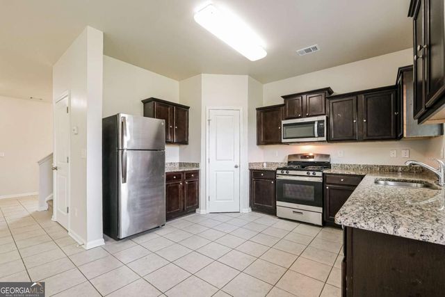 694 Independence Avenue, Pendergrass, GA 30567