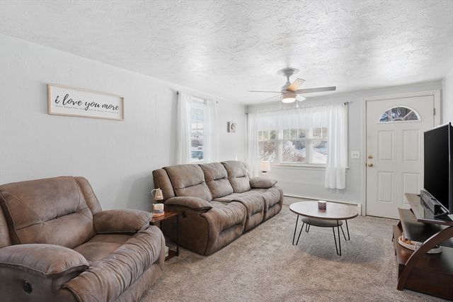 1 Shady Lane, Oxford, MA 01540