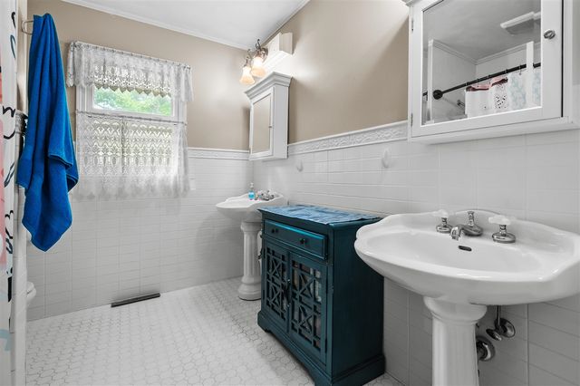 2329 Hickory Point Drive, Portage, MI 49024