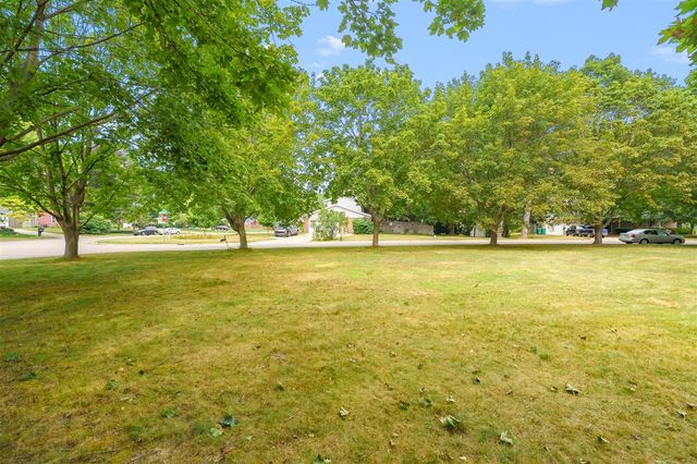 2329 Hickory Point Drive, Portage, MI 49024