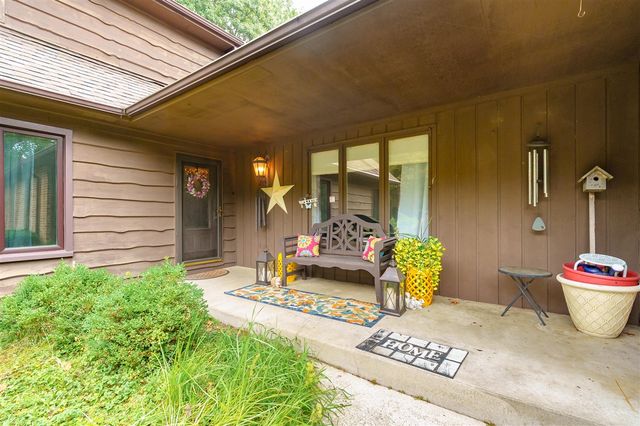 2329 Hickory Point Drive, Portage, MI 49024