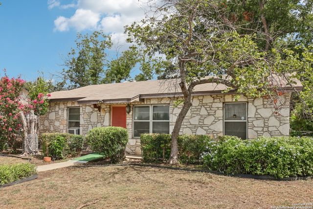 5547 Middlefield Dr, San Antonio, TX 78242