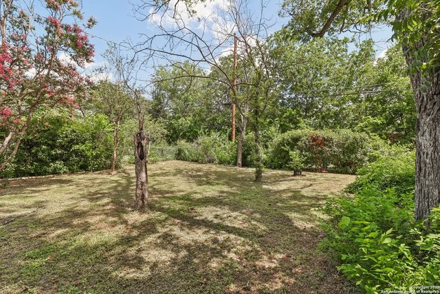 5547 Middlefield Dr, San Antonio, TX 78242