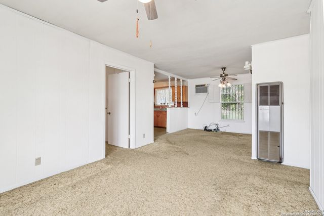 5547 Middlefield Dr, San Antonio, TX 78242