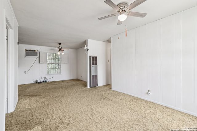 5547 Middlefield Dr, San Antonio, TX 78242