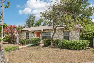 5547 Middlefield Dr, San Antonio, TX 78242