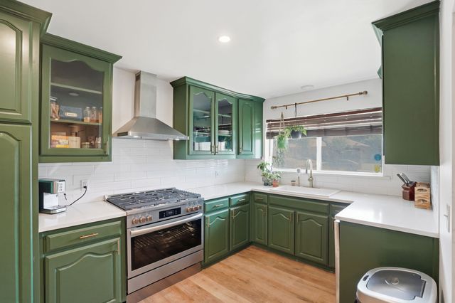 5017 Fox Hill Lane, Dallas, TX 75232