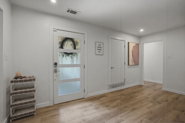 5017 Fox Hill Lane, Dallas, TX 75232
