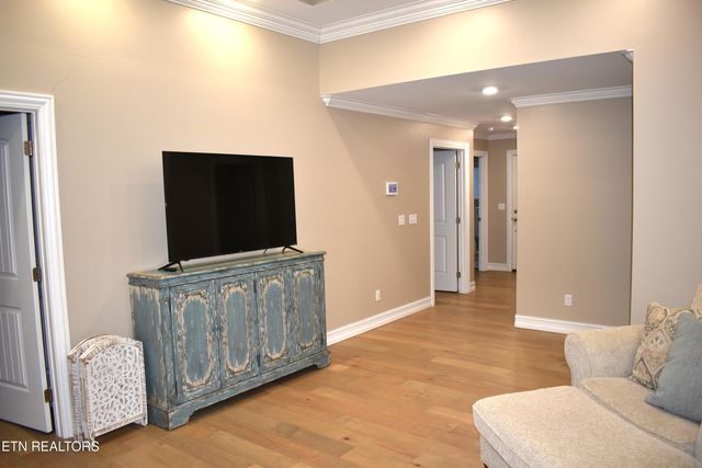 420 Cromwell St, Harrogate, TN 37752