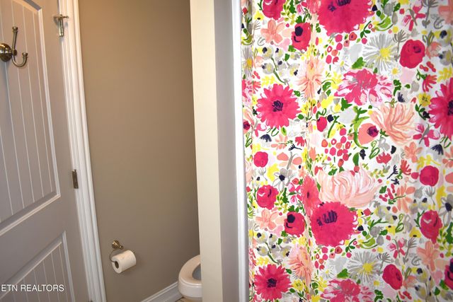 420 Cromwell St, Harrogate, TN 37752