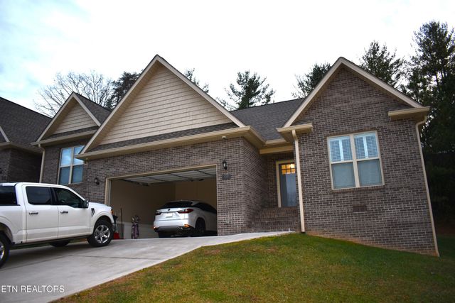 420 Cromwell St, Harrogate, TN 37752