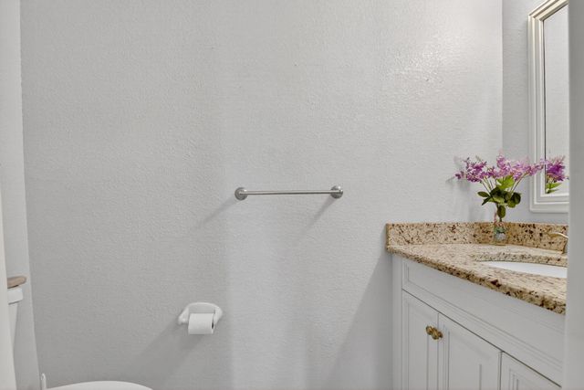 676 Laconia Circle B, Lake Worth, FL 33467