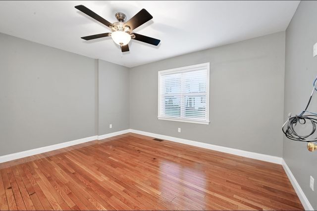 55 Surrey Ln 55, East Bridgewater, MA 02333