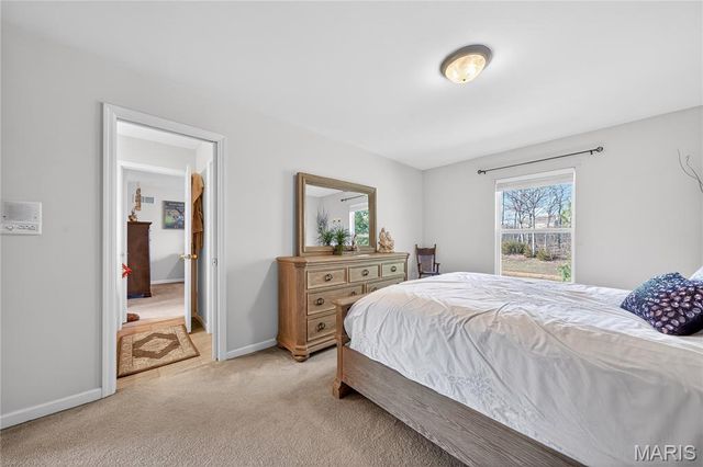 27 Carlton Lake Court, Wentzville, MO 63385