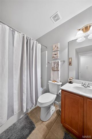 27 Carlton Lake Court, Wentzville, MO 63385