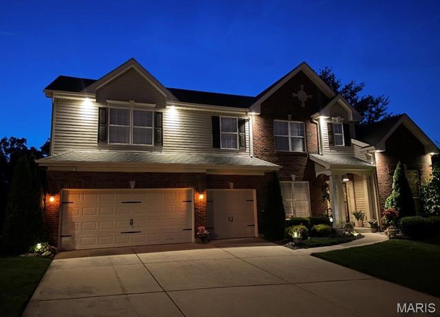 27 Carlton Lake Court, Wentzville, MO 63385