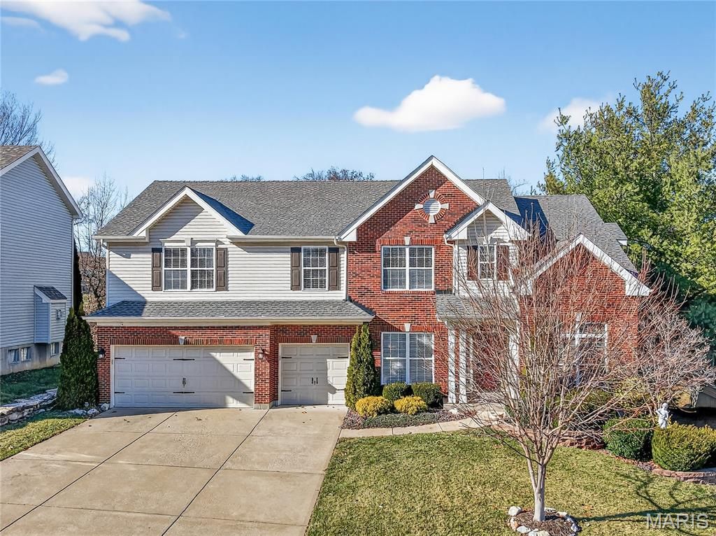 27 Carlton Lake Court, Wentzville, MO 63385