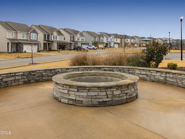 1516 Briar Brook Lane, Zebulon, NC 27597