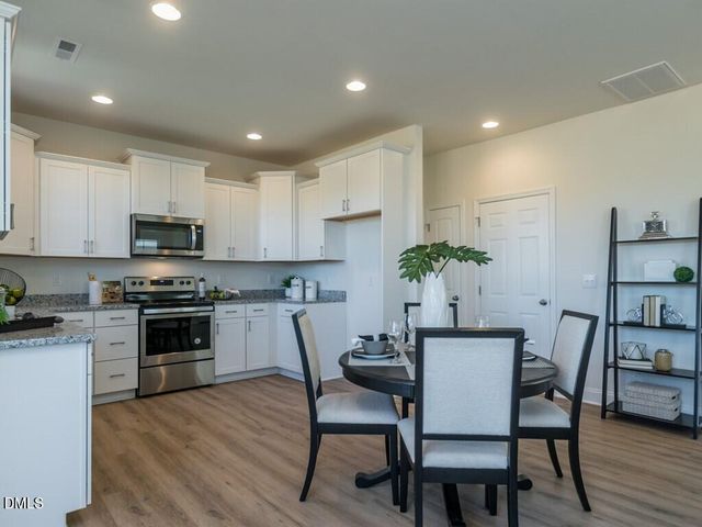 1516 Briar Brook Lane, Zebulon, NC 27597