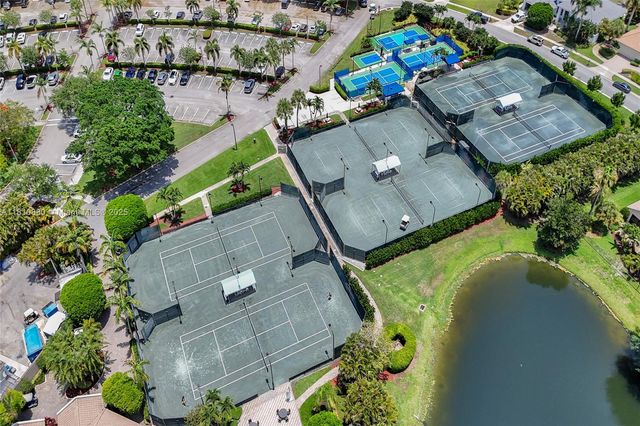 10427 Stonebridge Blvd, Boca Raton, FL 33498
