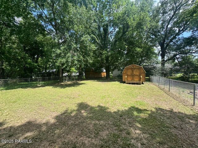 126 Barton Place, Breaux Bridge, LA 70517