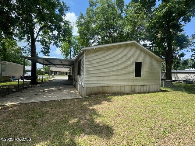126 Barton Place, Breaux Bridge, LA 70517
