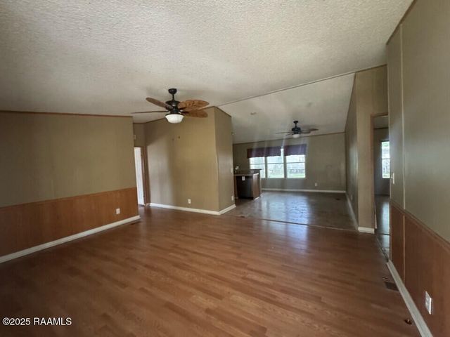 126 Barton Place, Breaux Bridge, LA 70517