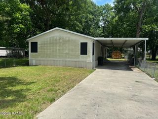 126 Barton Place, Breaux Bridge, LA 70517