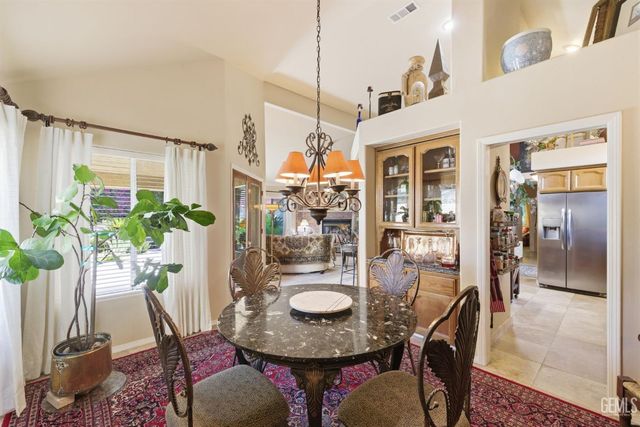 5715 Valley Street, Bakersfield, CA 93306