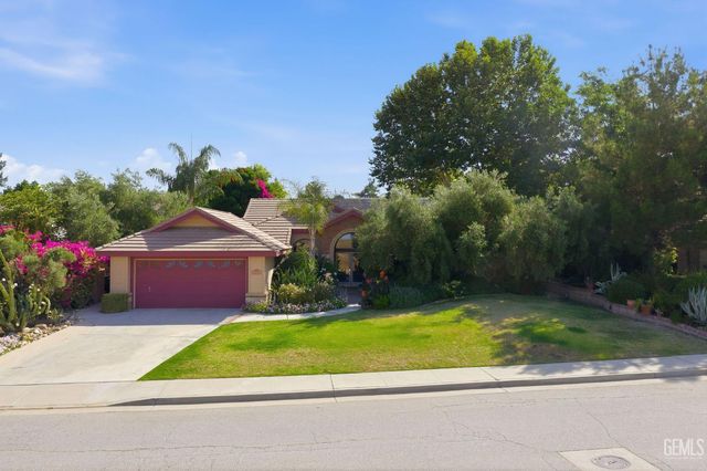5715 Valley Street, Bakersfield, CA 93306