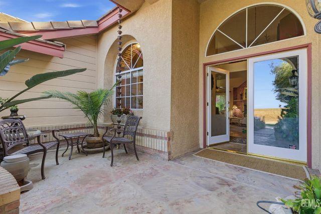 5715 Valley Street, Bakersfield, CA 93306