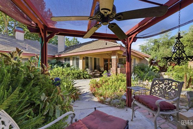 5715 Valley Street, Bakersfield, CA 93306