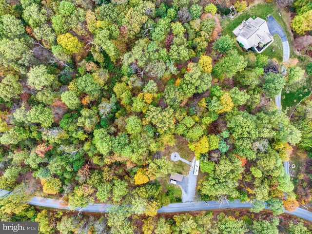 750 MOUNTAIN RD, Hamburg, PA 19526