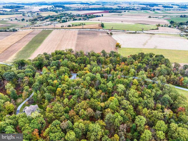 750 MOUNTAIN RD, Hamburg, PA 19526